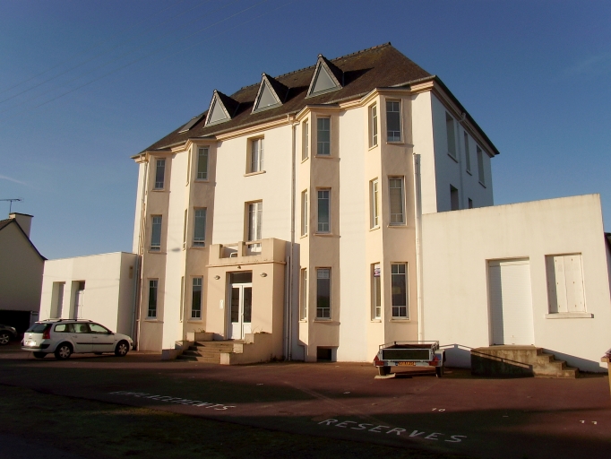 Vue générale ; Lancieux, rue du Panorama. L'ancien hôtel de voyageurs dit Hôtel du Panorama (2ème quart du 20ème siècle)