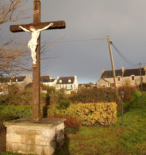 Vue générale ; Lancieux, la Mettrie. Croix de chemin (1ère moitié du 20ème siècle)