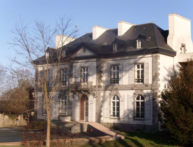 Vue générale (façade antérieure) ; Trégon, la Beaussais. Maison de notable dite Château de la Beaussais (4ème quart du 19ème siècle)