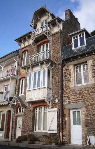 Vue générale ; Plérin, Sous-la-Tour. Maison (1er quart du 20ème siècle)