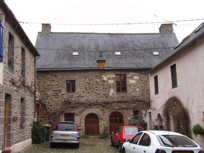 Vue générale ; Plérin, Le Légué. Maison (17ème siècle)