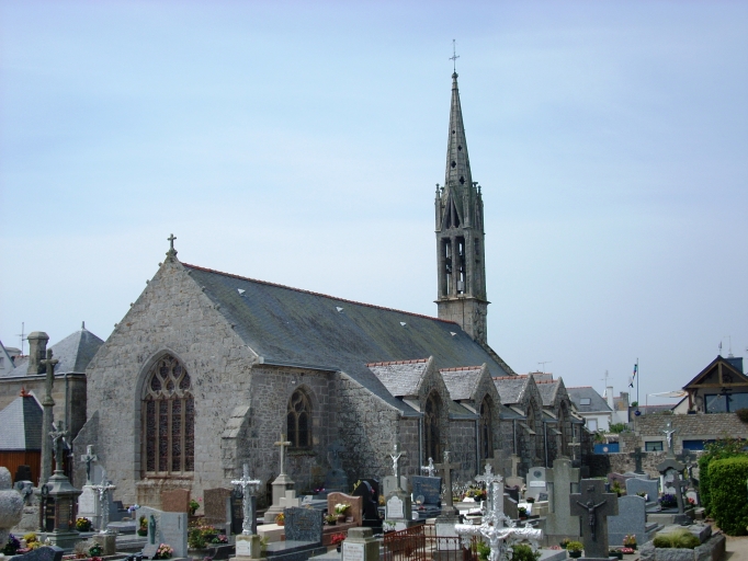 Ile Tudy, église paroissiale Saint-Tudy : vue générale nord-est