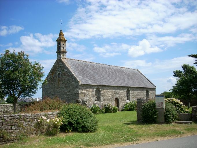 Ploudalmézeau, chapelle Saint-Roch : vue générale sud-ouest