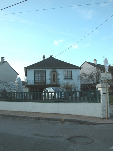 Exemple de maison de contremaître, 2 rue des Oiseaux ; Maison de contremaître du lotissement, rue des Oiseaux