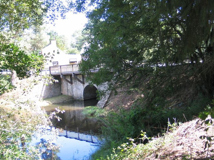 Vue générale prise côté nord, rive ouest 
