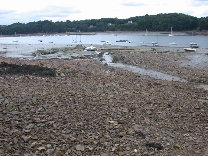 Vue générale du site de la pêcherie de Coz Castel