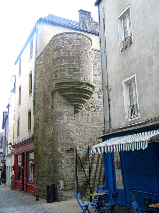 Porte Notre-Dame, échauguette.