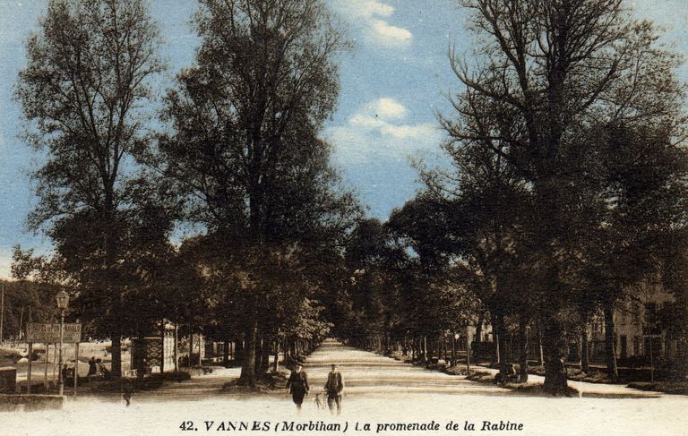 La promenade de la Rabine. Carte postale ancienne. Fonds privé.