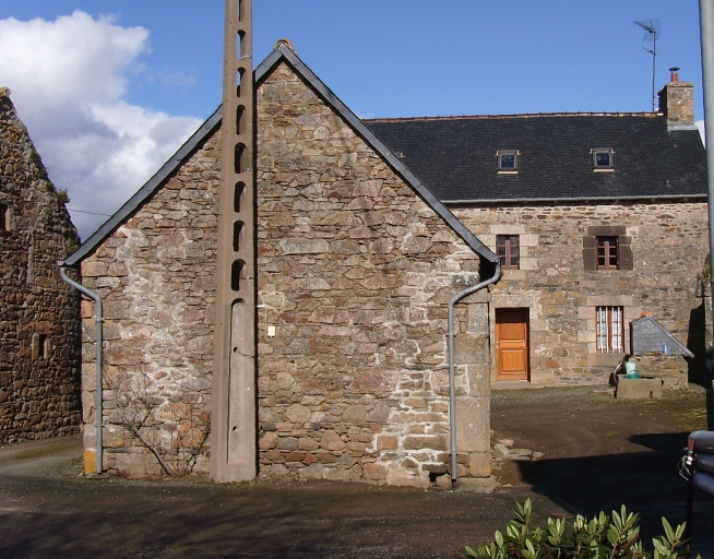 Paimpol, exemple d'habitat traditionnel au hameau de Kergoff, ferme datant probablement du milieu du 19ème siècle ; Vue générale