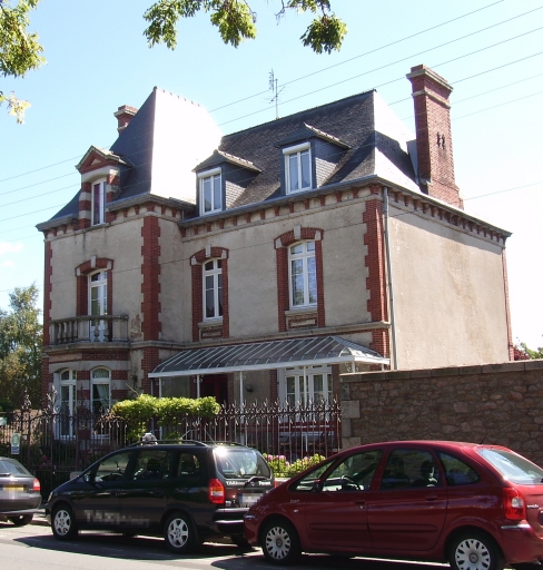 Vue générale ; Paimpol, maison (1er quart du 20ème siècle)