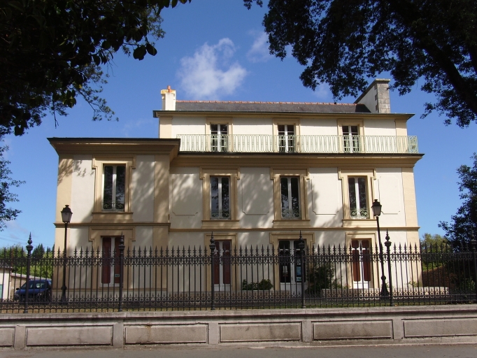 Vue générale ; Paimpol, maison dite Villa Labenne (vers la fin du 19ème siècle ou le début du 20ème siècle)