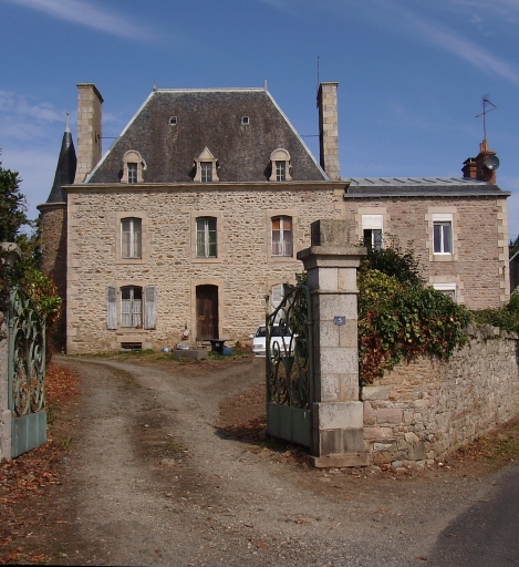 Vue générale ; Paimpol, vers Kerpalud. Maison (vers la fin du 19ème siècle ou le début du 20ème siècle)