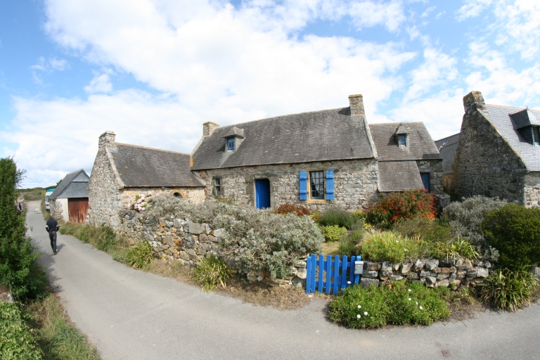 Kersiguénou. Ancienne ferme, 1656, vue générale sud  ; Vue générale sud 