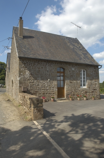 Vue générale sud-ouest ; L'ancienne chapelle du Pont Dom Guérin ; Chapelle du Pont Dom Guérin