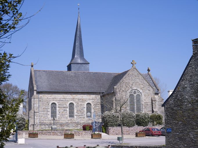 Église paroissiale : élévation sud (état en 2011)