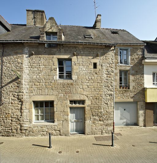 Vue générale façade ouest sur rue