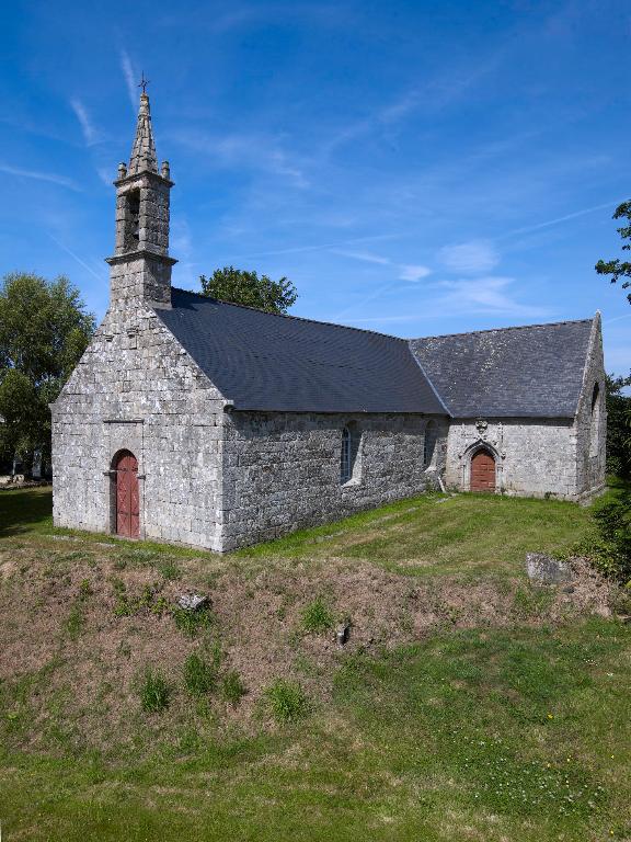 Tonquédec, Saint-Gildas : chapelle, vue générale depuis le sud-ouest