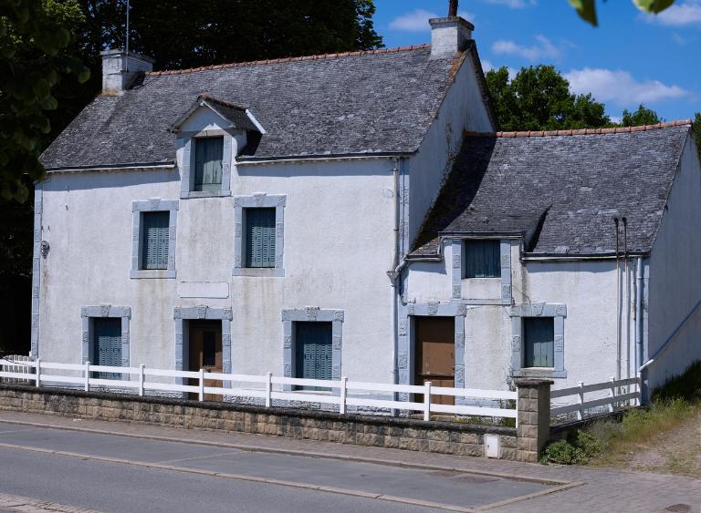 Village de Saint-Martin-sur-Oust ; Les maisons et les fermes de la commune de Saint-Martin-sur-Oust