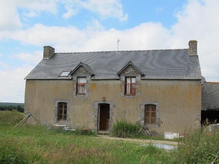 Ferme, dite ferme modèle, Nonguais (Les Fougerêts) ; Les maisons et les fermes de la commune des Fougerêts