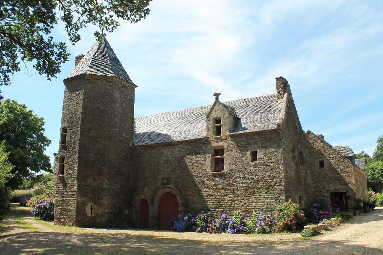 Plougonven, manoir de Mézedern - Logis-porche