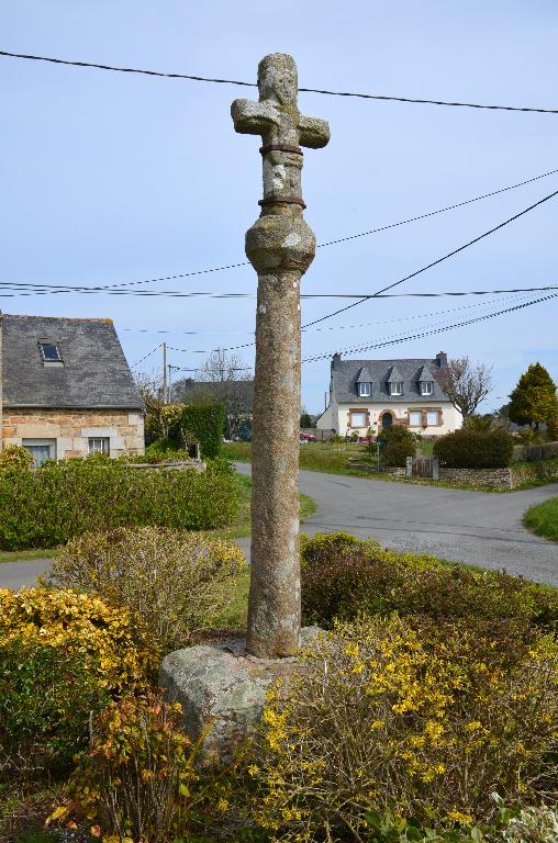 Kermaria-Sulard, Fospoul : croix de chemin ; Kermaria-Sulard, Fospoul : croix de chemin de Fospoul (1824)