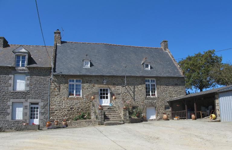 Vue générale ; Le Grand Gué, manoir,1ère moitié 15e siècle