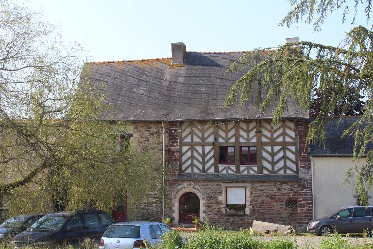 Vue générale du manoir façade nord