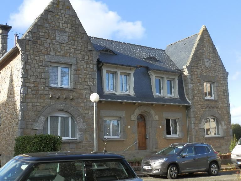 Vue générale façade antérieure