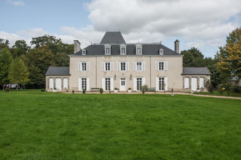 Manoir de La Haye-de-Mordelles ; Façade antérieure du logis