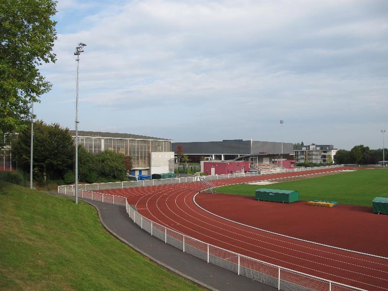 Complexe sportif vu du sud-est