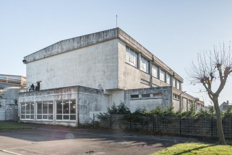 Gymnase-piscine du lycée Félix Le Dantec, rue des Cordiers (Lannion)