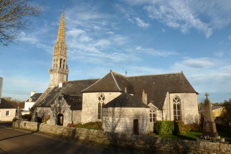 Les églises et chapelles (Mahalon)