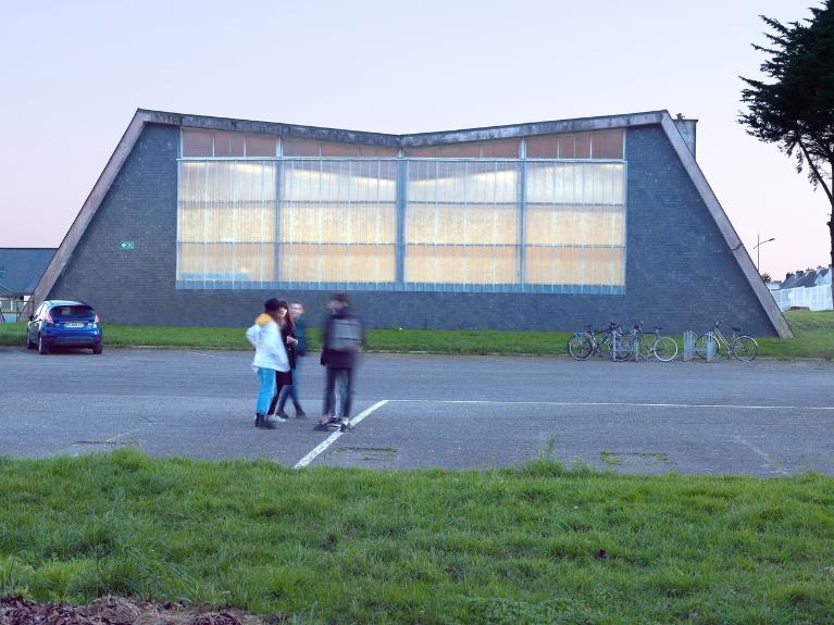 Façade nord, Yves Guillou, architecte, 1962.