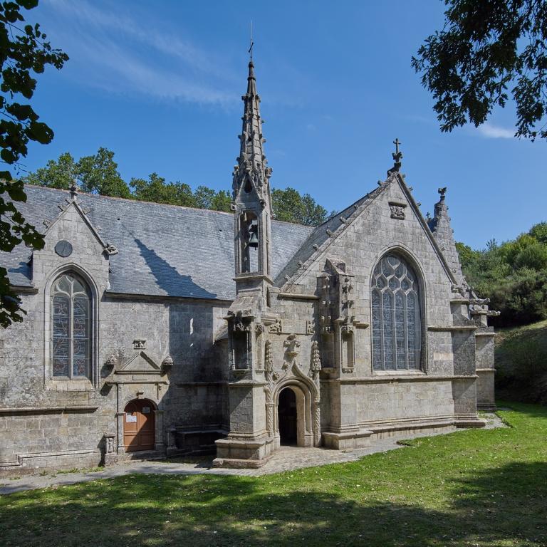 Vue du croisillon sud avec son clocher à l’angle sud-ouest