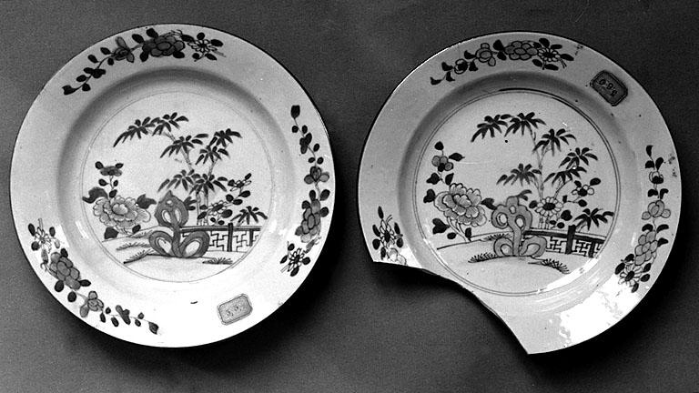 2 assiettes (paire)