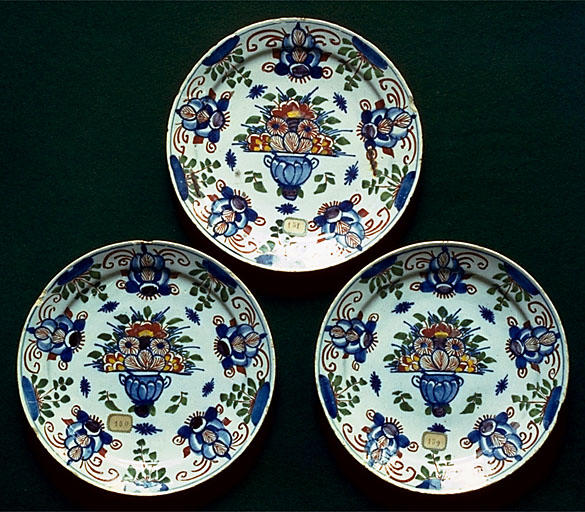 3 assiettes