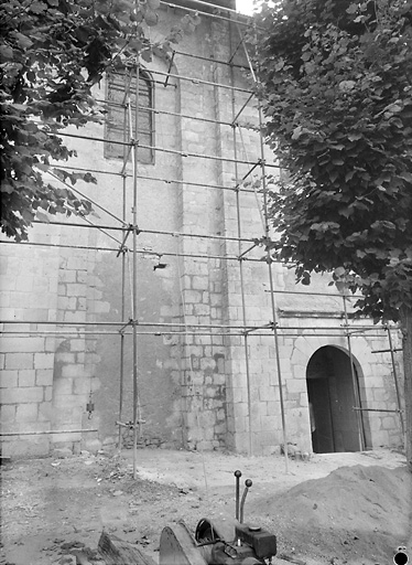 Eglise, élévation sud de la nef, troisième et quatrième travées.