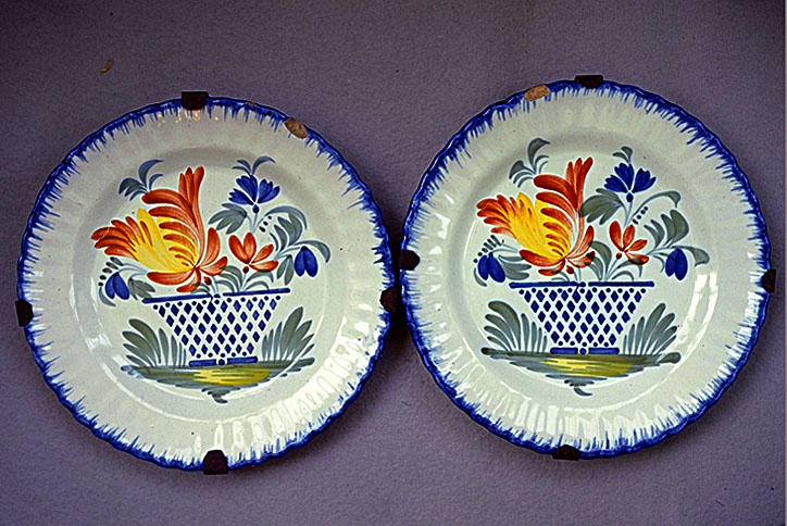 ASSIETTES(2) N°2