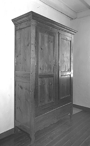 ARMOIRE : N°67