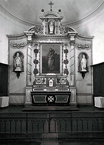 Autel, tabernacle (maître-autel, autel tombeau, tabernacle à ailes)