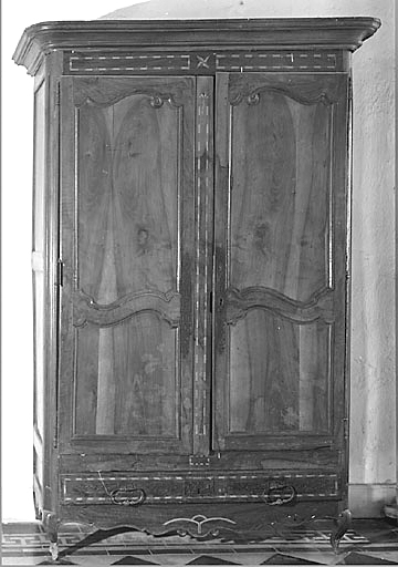 Armoire