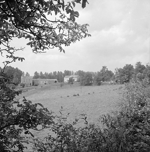 Ensemble vu depuis le nord-est.