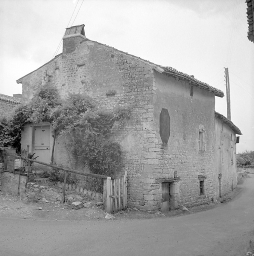 Elévation nord et ouest.