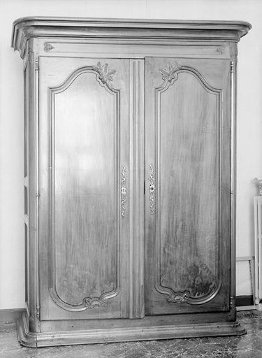 Vue de trois-quarts.