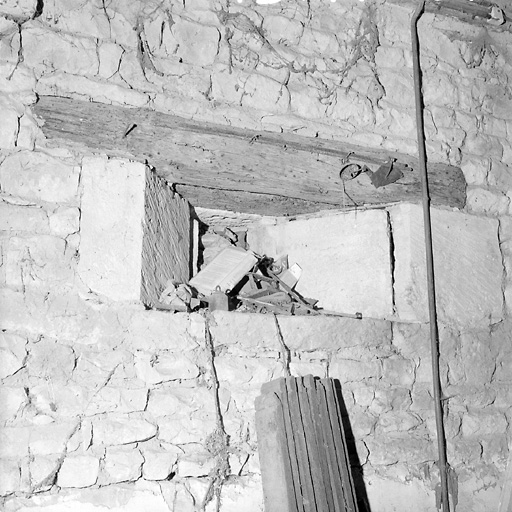 Logement, 2e niveau actuel, intérieur, fenêtre.