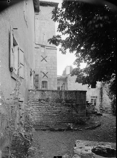 Bâtiment est, élévation est.