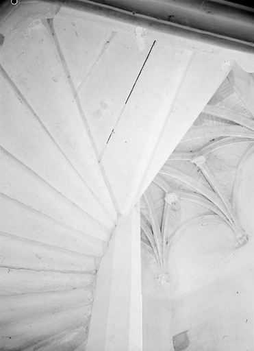 Prieuré de bénédictins Saint-Maixent