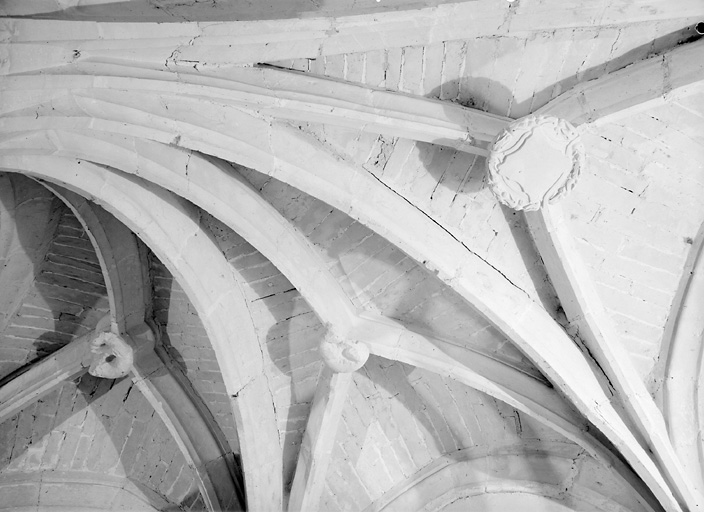 Bâtiment est, escalier, détail du couvrement.