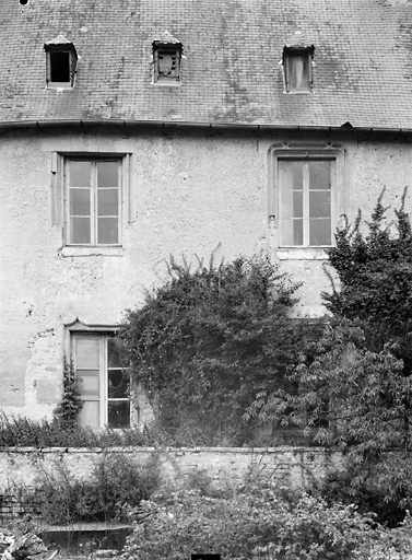 Logis, élévation postérieure, partie droite, détail.