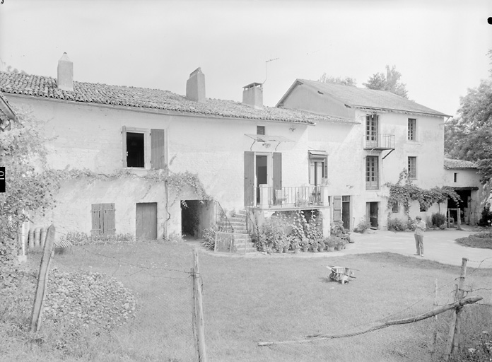 Logis et moulin, élévations antérieures sud.